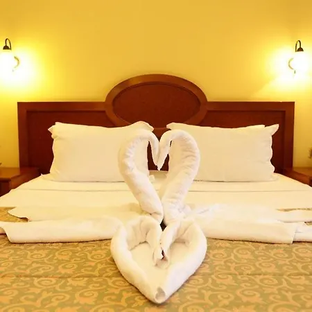 كايهانبي فندق كوشاداسيه