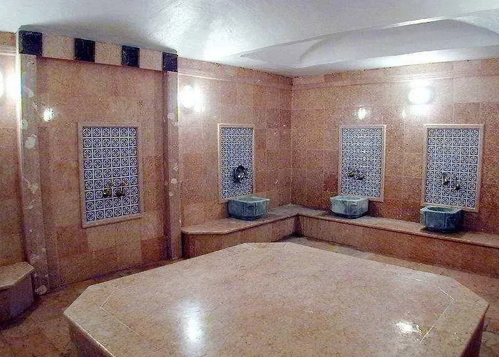 Otel Kayhanbey 4*