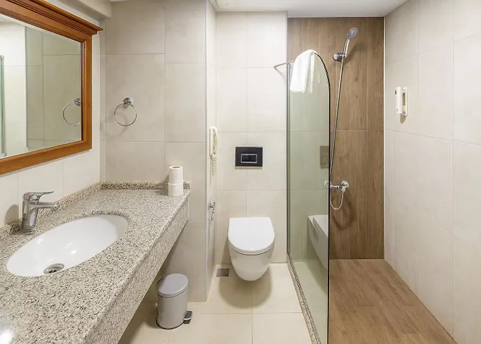 Kayhanbey Otel 4*