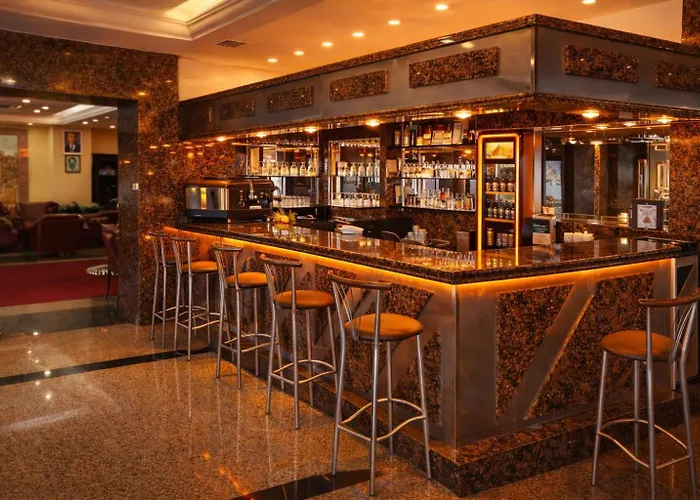 Kayhanbey Otel 4*